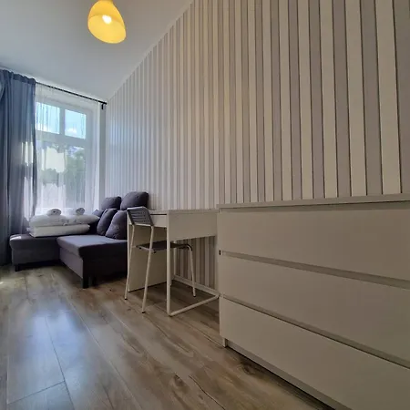 Staszica 6 By Zen4guest - Old Town Walk - 6 Bedrooms Apartament
